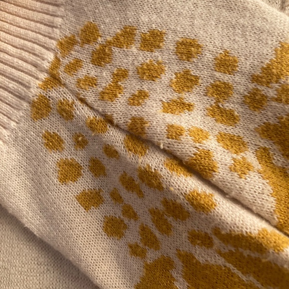 Peppa Loves Pineapple Cardigan - wooden buttons, sz small, 3/4 sleeves - Picture 8 of 10